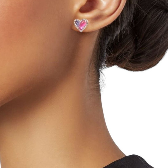 NWT! Kendra Scott Ari Heart Silver Stud Earrings in Watercolor Illusion - Picture 3 of 4